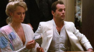 Mėnesienos apšviesti