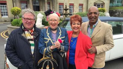 Celebrity Antiques Road Trip
